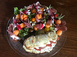 Bruschetta salade pour services à disposition