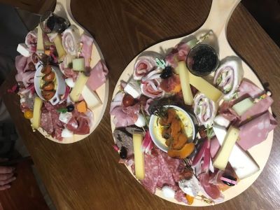 Planche de charcuterie des roulottes Yguaris